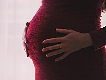 Гинеколог объяснил, защищают ли беременность и роды от рака груди