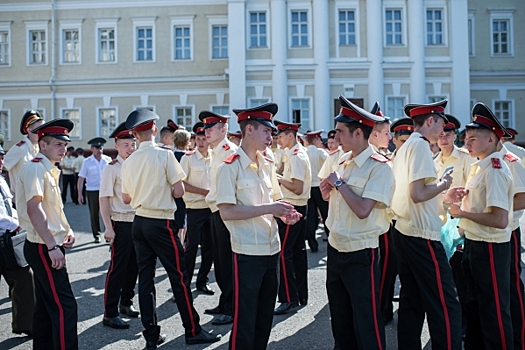 Экс-губернатор Омской области рассказал, что хотел бы видеть на месте кадетского корпуса