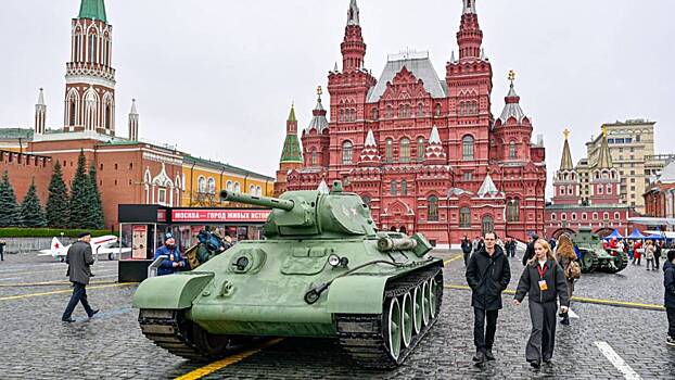 Собянин: Участники СВО посетили музей, открытый в память о параде 1941 года