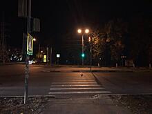 Женщина, переходившая дорогу на красный, попала под машину в Самаре