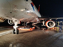 В «Азимуте» назвали причины жесткой посадки SSJ 100 в Анталье