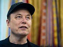 Чтец по губам раскрыл странный вопрос Маска одному из гостей на ужине в Белом доме