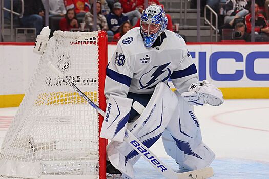 «Тампа» проиграла дома «Лос-Анджелесу» в НХЛ, у Василевского 18 отражённых бросков