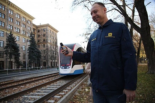 Трамвайные пути перед «Рассветом» отремонтировали по новой технологии