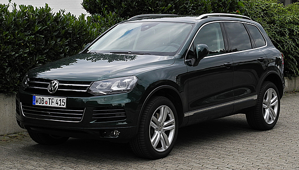 За VW Touareg закрепили рекорд скорости на льду Байкала