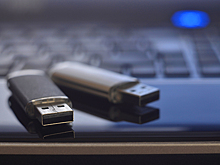 Герман Греф предложил выдавать электронную подпись юрлицам в крупнейших банках