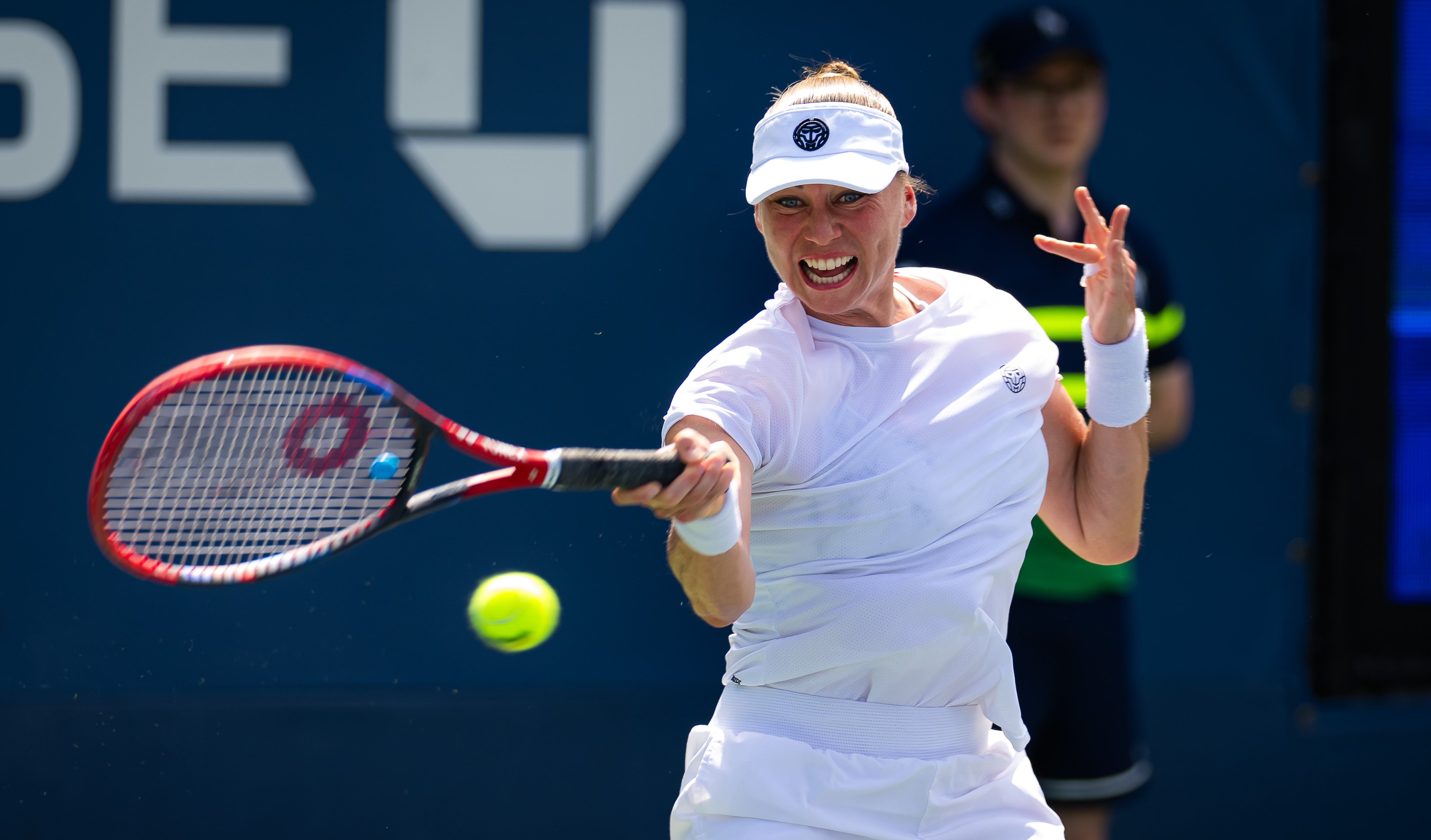 Вера Звонарёва проиграла Онс Жабер в четвертьфинале турнира WTA-250 в Нинбо