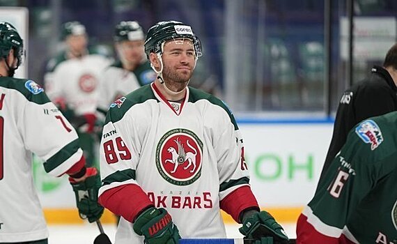 Хоккеист "Ак Барса" Лукоянов — в долгу по исполнительным производствам