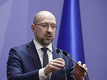 Премьер-министр Украины заявил о предстоящей борьбе за помощь США