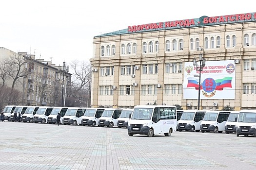 Частный перевозчик закупил 30 новых микроавтобусов для пассажиров Махачкалы