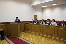В молодежном парламенте Махачкалы состоялось заседание депутатов