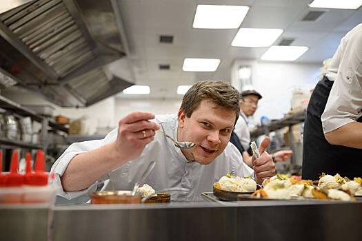 Летающие сотейники и несправедливая зарплата: шеф-повар о работе на кухне