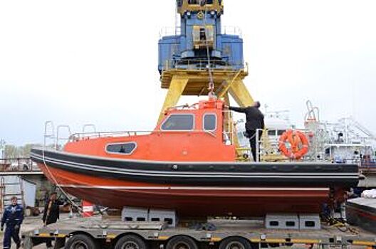 В Нижнем Новгороде спущен на воду скоростной катер «Катран»