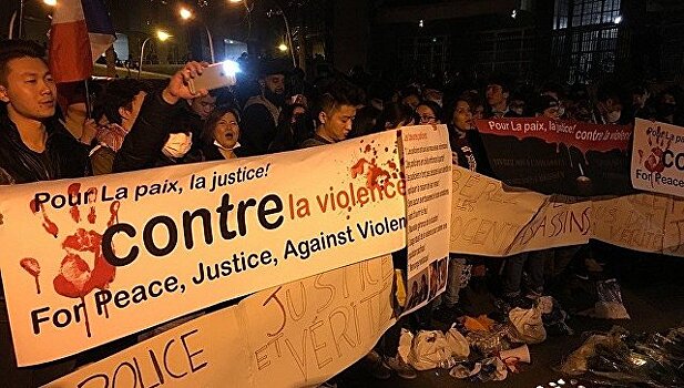 Захарова отметила отсутствие реакции Запада на протесты во Франции