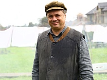 Сын Евгения Леонова, актер Андрей Леонов передал защитникам Донбасса свой личный грузовик