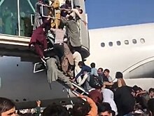 Пентагон усомнился в подлинности видео с падающими с самолета США людьми