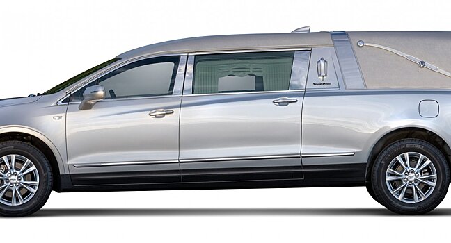 Лимузин Cadillac XT6 с багажником Sayers &amp; Scovill выглядит довольно странно