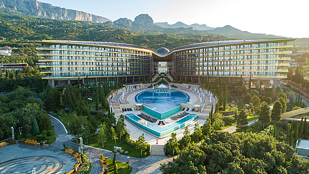 Курорт Сбера Mriya Resort & SPA стал победителем самой престижной премии планеты для отельеров в сегменте premium - World Luxury Hotel Awards