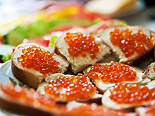 В Роскачестве дали советы по выбору красной икры