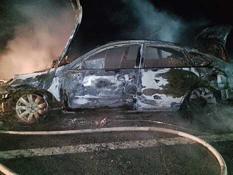 На трассе в Соль-Илецком городском округе сгорел автомобиль