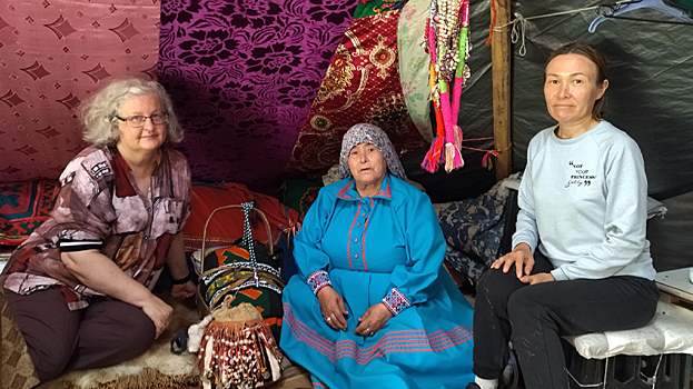 Первый справочник по орфографии и пунктуации хантыйского языка планируют выпустить в 2024 году. ФОТО