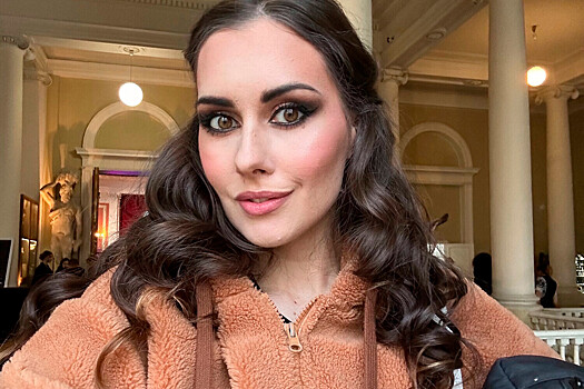 Застрявшая в лифте продюсер «Брата 3» рассказала подробности случившегося