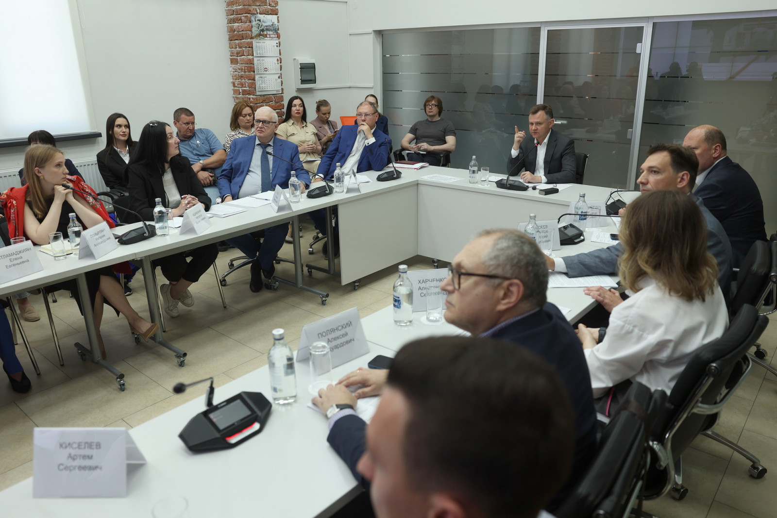 Жители Ростова смогут проголосовать за проект благоустройства площади Ленина