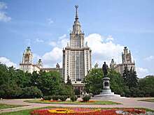 В России самыми популярными вузами среди победителей олимпиад стали МГУ и МИФИ