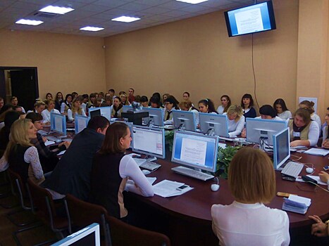 В многофункциональных центрах региона проводится единый час обучения универсальных специалистов