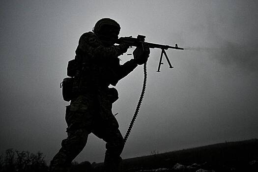 Российский командир с раненой ногой спас взвод на СВО