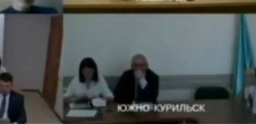 Залезть под капот