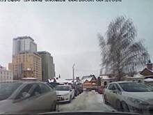 Инспекторы ГИБДД в Казани открыли огонь, чтобы остановить «гонщика»