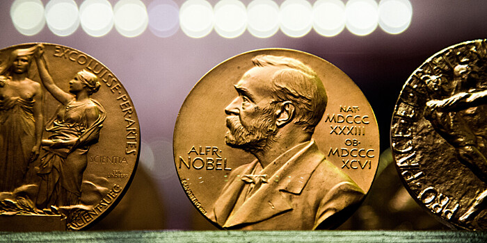 Где начинал научную карьеру нобелевский лауреат по химии Алексей Екимов?