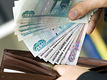 На зарплату учителям Саратова выделят 86 миллионов рублей