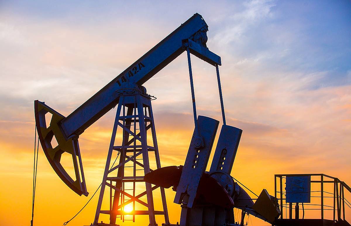 Цена на нефть побила рекорд 2014 года
