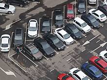 Россиянам дали советы при повреждении авто на парковке