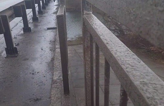 В ближайшее время начнется ремонт аварийного моста через реку Ворона