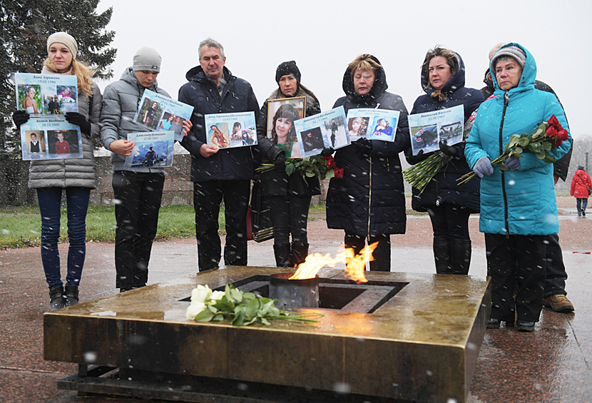 В память о жертвах катастрофы российского лайнера А321 над Синайским полуостровом в Египте в 2017 году были открыты два мемориала: один на Серафимовском кладбище в Санкт-Петербурге, другой в Ленинградской области. 