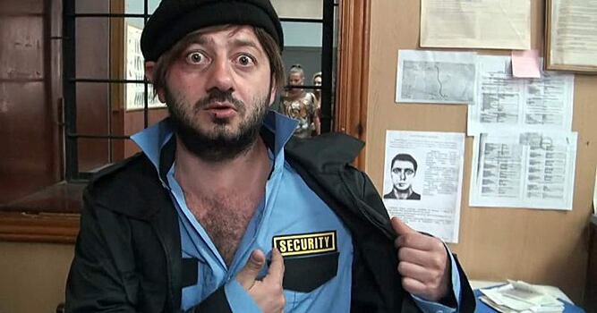 Есть ли у охранников право досматривать личные вещи