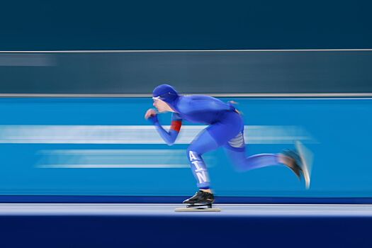 Российская конькобежка Ксения Коржова заняла 12-е место на дистанции 3000 м на ОИ-2026