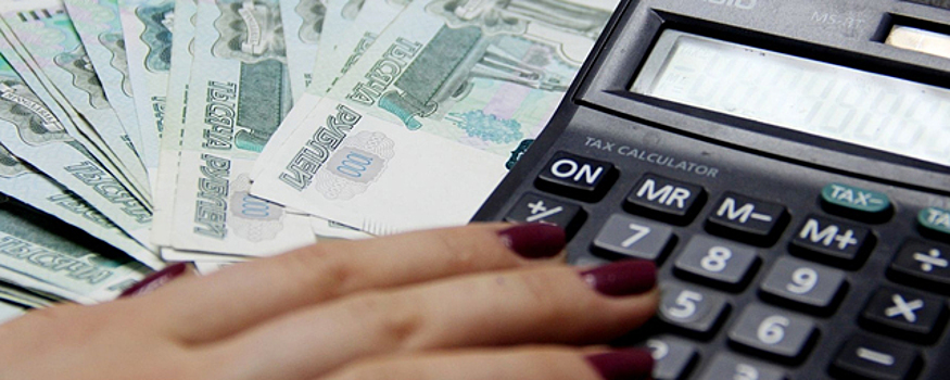 Бухгалтер сельсовета в Каратузском районе два года начисляла зарплату мужу, который работал в другом месте