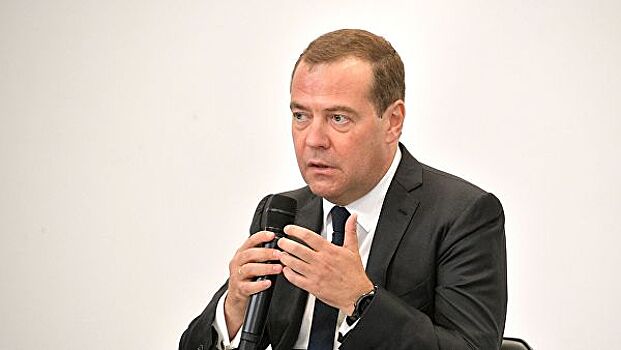 Медведев поздравил Дамаск с 75-летием установления дипотношений