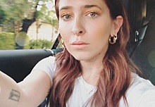 Розовые волосы, тату-созвездия и милые песики: изучаем Instagram новой возлюбленной Кристен Стюарт — блогерши Сары Динкин