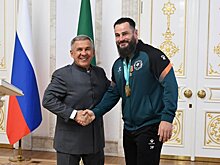 Раис Татарстана присвоил госнаграду главному тренеру регбийного клуба "Стрела"