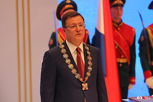 Лед тронулся: Азаров хочет лишить министров статуса вице-губернатора