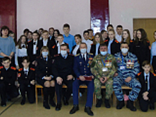 В Липецке полицейские, общественники и ветераны органов внутренних дел провели урок мужества для кадетов