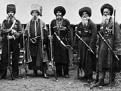 \"Усы на лице и голове\": как отличить донского казака от запорожца