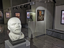 В Волгограде открылась уникальная выставка произведений советского искусства