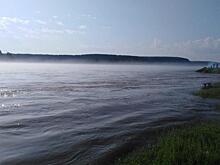 В подтопленном селе Иркутской области вода в реке опустилась ниже критической отметки