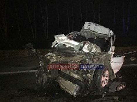 В Башкортостане водитель Hyundai погиб после столкновения с фурой